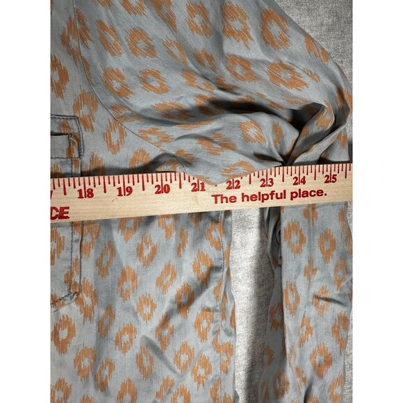 SIGNATURE STUDIO Womens Large Button Down Shirt Blue Orange Pattern Chambray - Picture 4 of 8